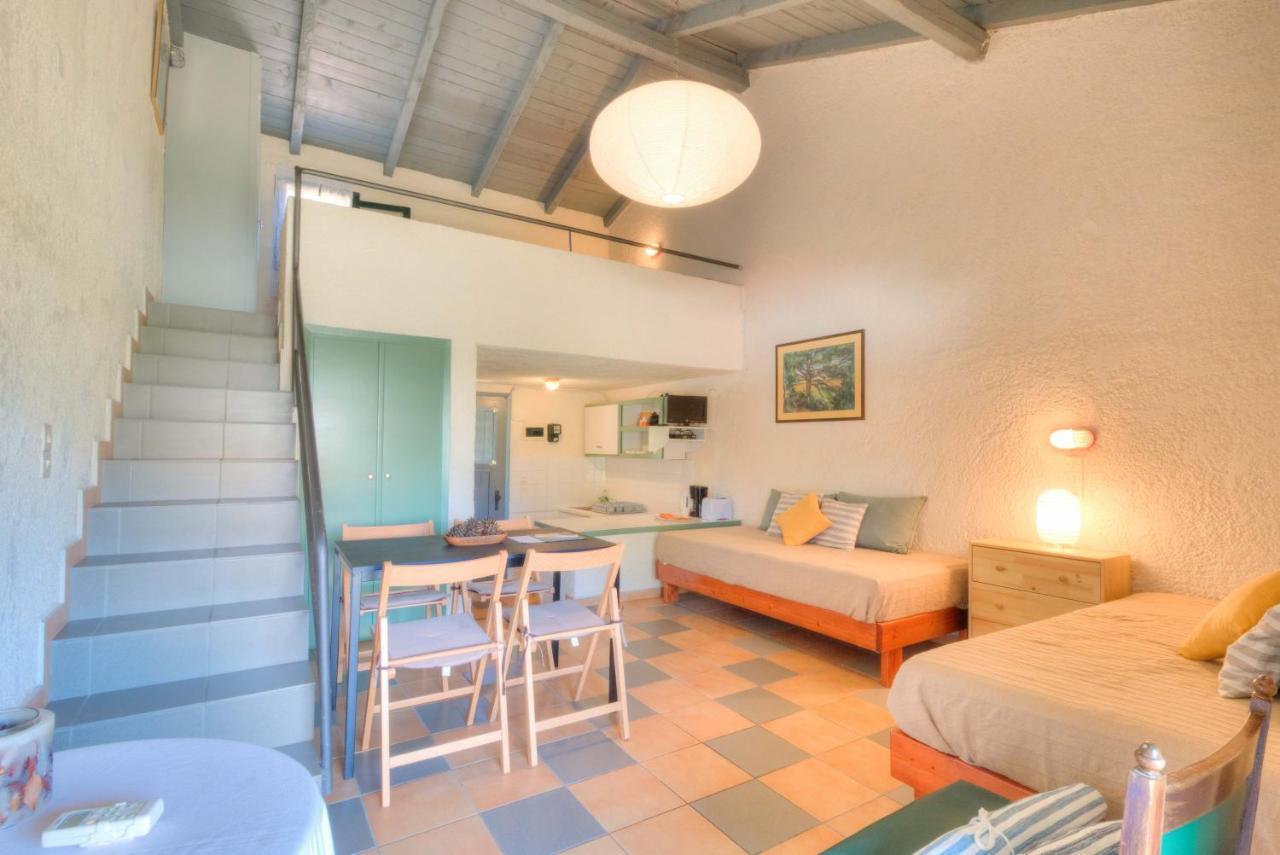 Lefkes Apartments Akharavi Extérieur photo