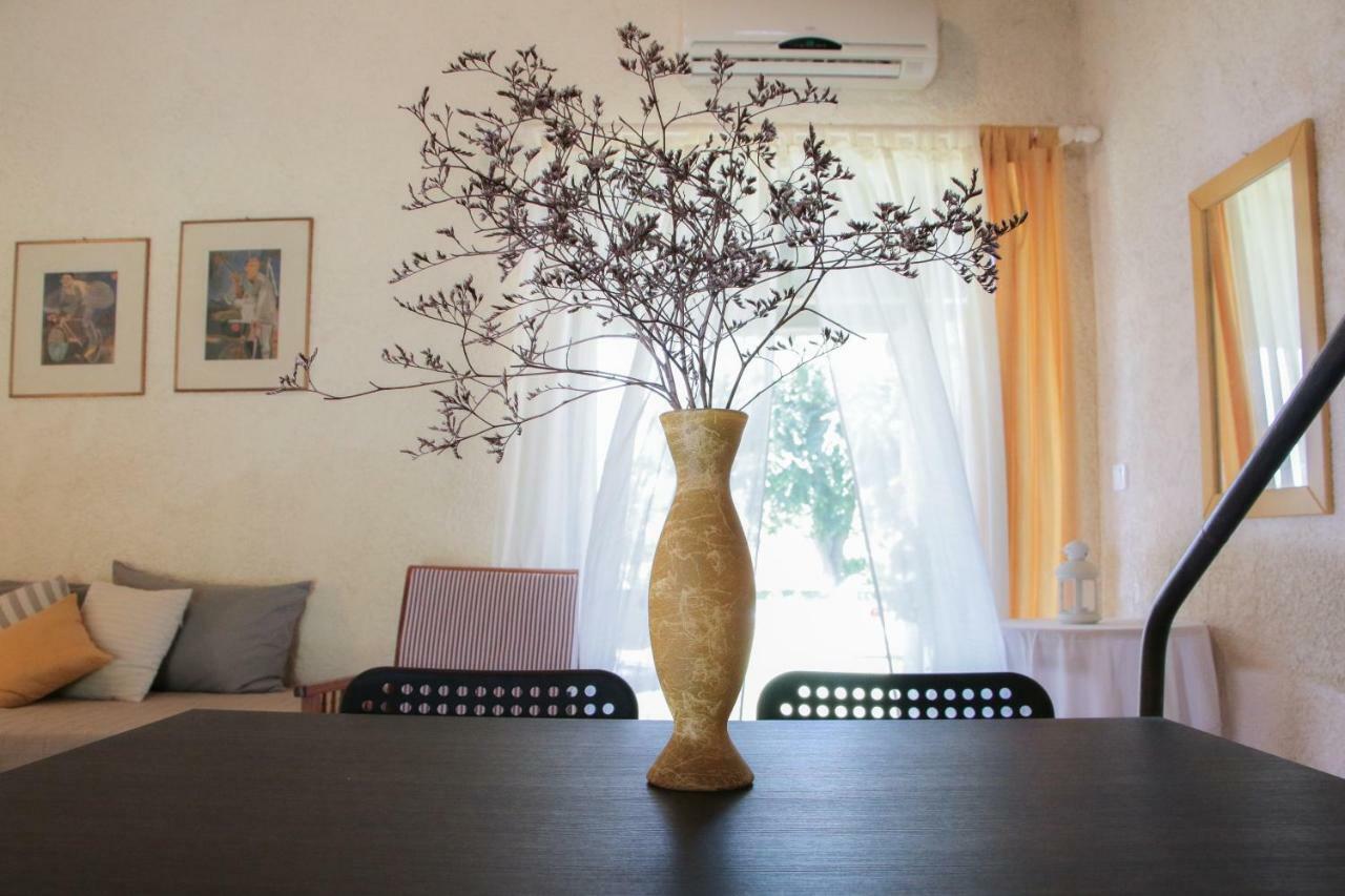 Lefkes Apartments Akharavi Extérieur photo